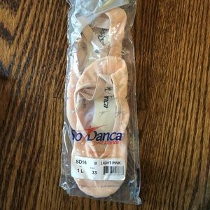 So Danca ballet shoes size 1L little girls